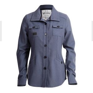 Mons Royale Women's Mountain Shirt, Small Charcoal